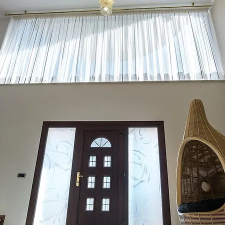 Pani Bed & Breakfast 5*